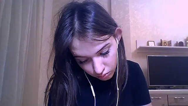 CeyaLier online show from November 2025 05:08:02 PM