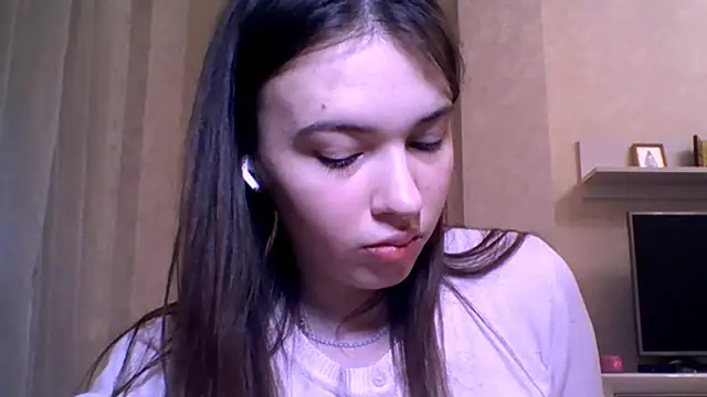 CeyaLier online show from March 2026 06:35:01 PM