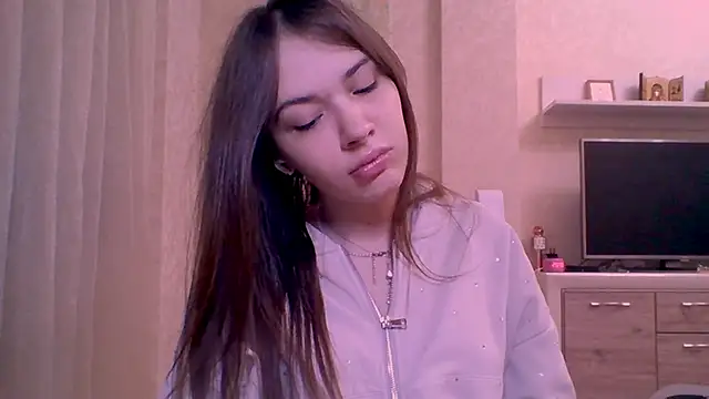 CeyaLier online show from March 2026 05:58:01 PM