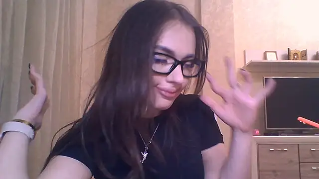 CeyaLier online show from November 2025 05:06:02 PM