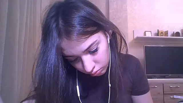 CeyaLier online show from November 2025 05:16:02 PM