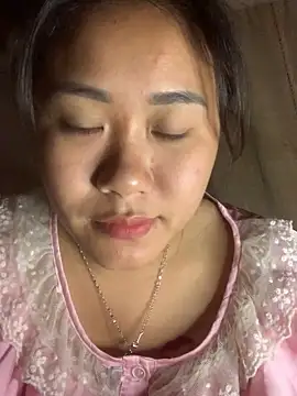 Snapshot of Misu-u chatting on October 2025 02:50:02 PM Misu-u online show from October 2025 02:50:02 PM