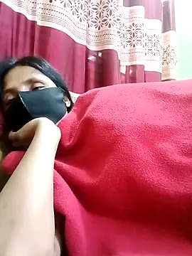 Megla879 online show from November 2025 05:45:02 PM