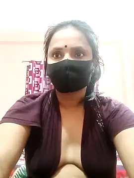 Megla879 online show from November 2025 05:07:01 PM