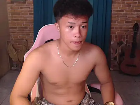 ur naughtyboy patrick online show from February 2026 01:23:01 PM