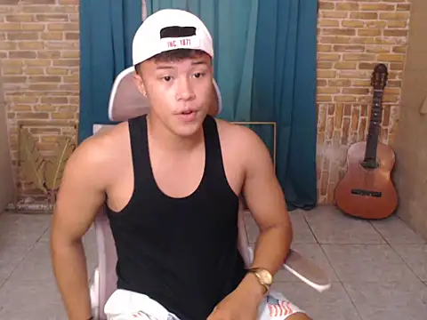 ur naughtyboy patrick online show from April 2026 10:29:01 AM