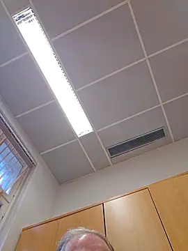 Snapshot of toyboyfin chatting on October 2025 02:40:01 PM toyboyfin online show from October 2025 02:40:01 PM