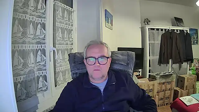 macdut67 online show from February 2026 02:20:01 AM