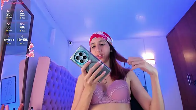 Laaura-Velez online show from March 2026 12:21:01 PM