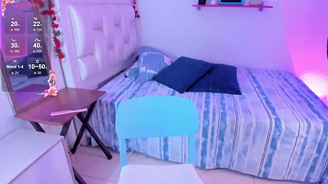 Laaura-Velez online show from January 2026 05:19:02 PM