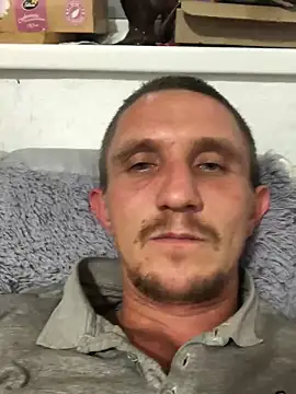 Snapshot of Twolatte chatting on October 2025 05:36:02 PM Twolatte online show from October 2025 05:36:02 PM