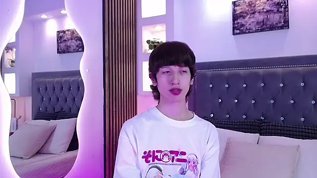 Emo Boy  online show from April 2026 08:26:01 PM