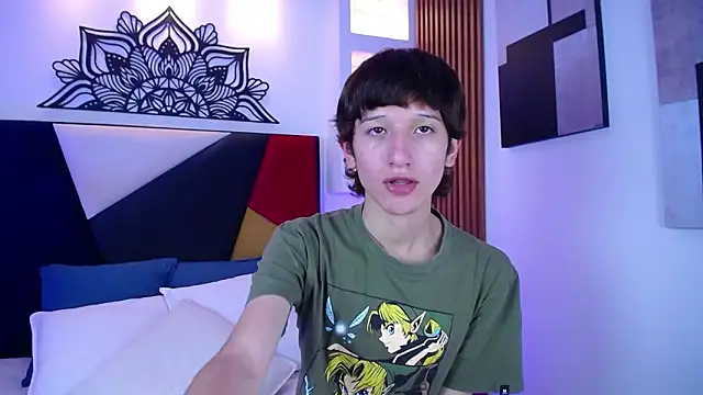 Emo Boy  online show from February 2026 08:22:01 PM