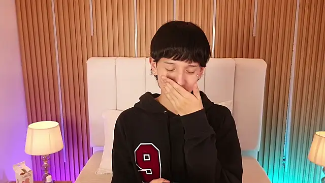 Emo Boy  online show from May 2026 09:31:02 PM