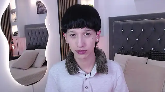 Emo Boy  online show from May 2026 08:30:02 PM