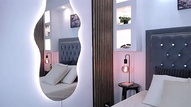 Emo Boy  online show from April 2026 08:10:02 PM