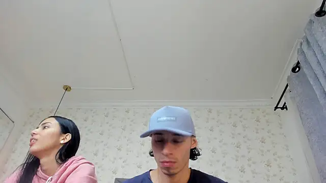 nicollandjhon online show from February 2026 11:39:02 AM