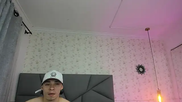 nicollandjhon online show from January 2026 11:17:02 AM