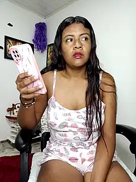 vannesitha25 online show from October 2025 02:16:02 PM