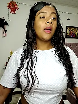 Snapshot of vannesitha25 chatting on December 2025 09:18:02 PM vannesitha25 online show from December 2025 09:18:02 PM