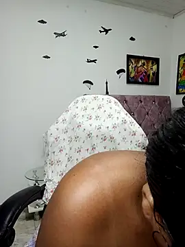 Snapshot of vannesitha25 chatting on February 2026 11:00:02 PM vannesitha25 online show from February 2026 11:00:02 PM