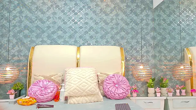  NinaFox  online show from November 2025 01:17:01 PM