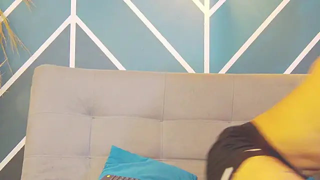 Snapshot of Stefano_Calle chatting on December 2025 12:18:02 PM Stefano Calle online show from December 2025 12:18:02 PM