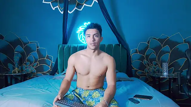 Snapshot of Stefano_Calle chatting on November 2025 12:31:02 PM Stefano Calle online show from November 2025 12:31:02 PM