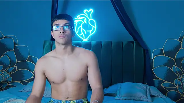 Snapshot of Stefano_Calle chatting on November 2025 12:20:01 PM Stefano Calle online show from November 2025 12:20:01 PM