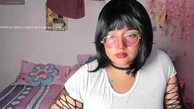 Emilycollei online show from January 2026 02:50:01 AM