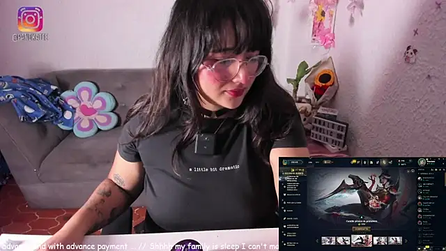 Emilycollei online show from February 2026 07:00:01 AM