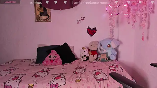 Emilycollei online show from November 2025 04:06:02 AM