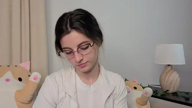 LoriRolfsen online show from October 2025 07:16:01 PM