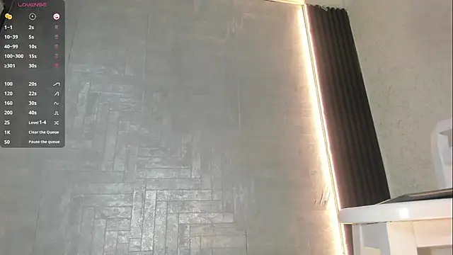 Alisson Steelersexy online show from June 2026 08:21:02 PM