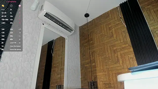 Alisson Steelersexy online show from May 2026 04:01:01 PM