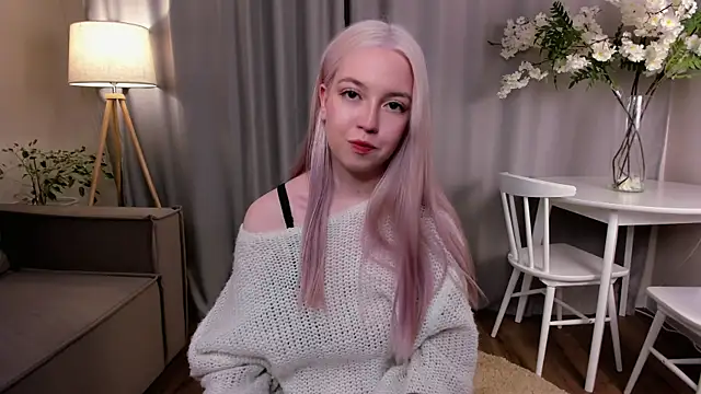 Snapshot of TinaStevenson chatting on October 2025 10:41:02 PM TinaStevenson online show from October 2025 10:41:02 PM