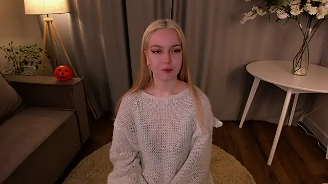 Snapshot of TinaStevenson chatting on October 2025 09:36:02 PM TinaStevenson online show from October 2025 09:36:02 PM