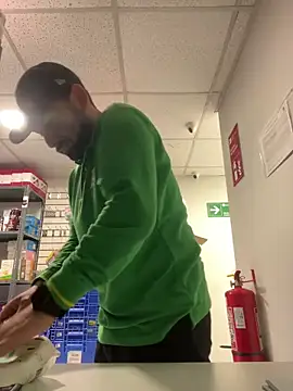 Snapshot of Nasho172737 chatting on November 2025 05:13:02 PM Nasho172737 online show from November 2025 05:13:02 PM