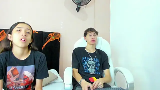 Taylor and exidt online show from October 2025 01:00:02 PM