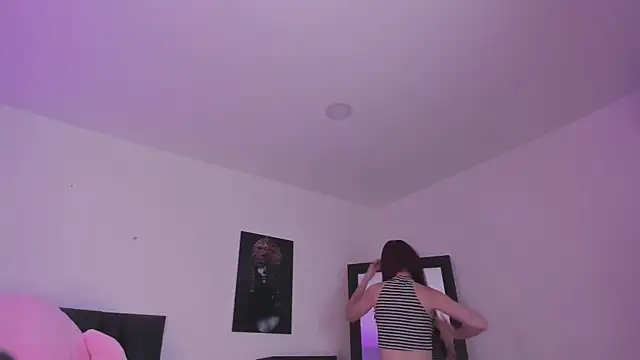 SaradaParker online show from April 2026 02:46:02 PM