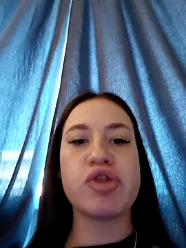 MayaGlow online show from November 2025 05:33:02 AM