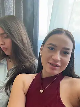 MayaGlow online show from November 2025 05:56:02 AM