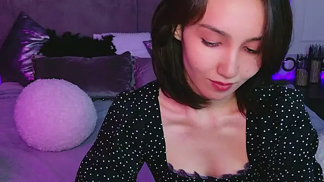 GentleMusee online show from April 2026 07:37:01 AM