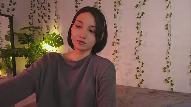 GentleMusee online show from November 2025 03:18:01 PM