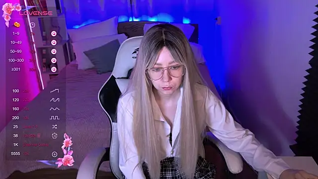 sofiisun online show from November 2025 02:04:02 AM