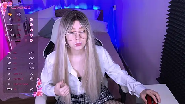 sofiisun online show from October 2025 02:10:01 AM