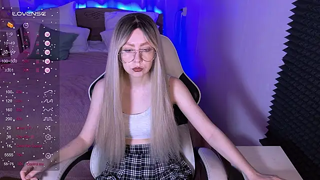 sofiisun online show from March 2026 02:04:01 AM