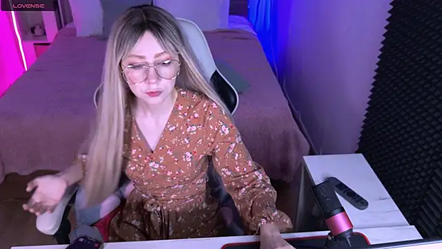 sofiisun online show from October 2025 07:54:01 AM