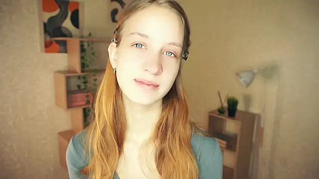 Snapshot of IveyColley chatting on October 2025 07:20:02 AM IveyColley online show from October 2025 07:20:02 AM