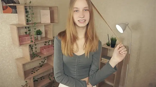 IveyColley online show from October 2025 07:33:01 AM